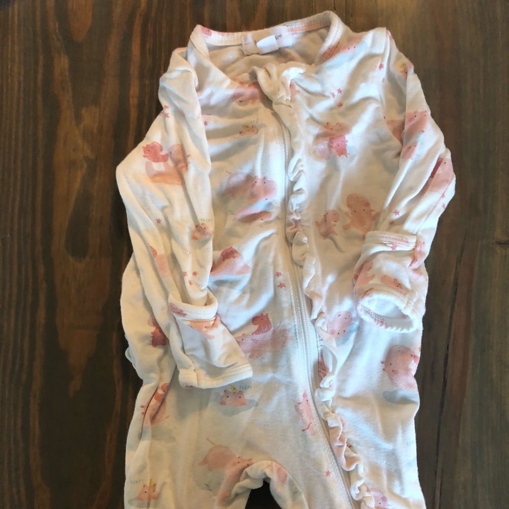 Angel dear x spearmint love zipper footies